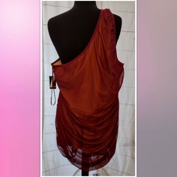 NWT TORRID One Shoulder Cutout Top in Red Black Plus Size 4X - Picture 4 of 7